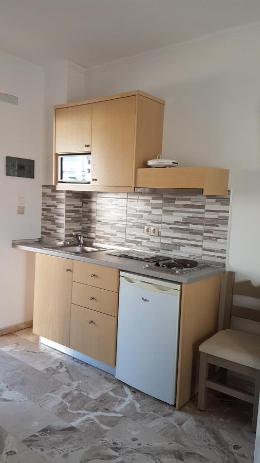 Luis Apartments マスティハリ エクステリア 写真