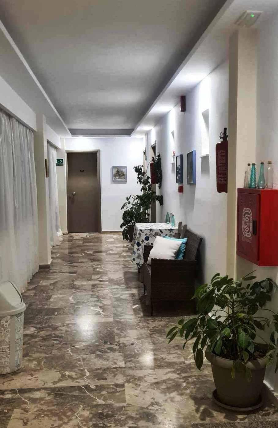 Luis Apartments マスティハリ エクステリア 写真
