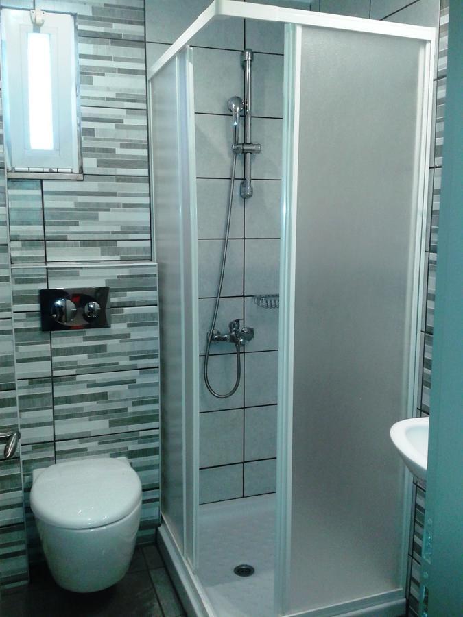 Luis Apartments マスティハリ エクステリア 写真