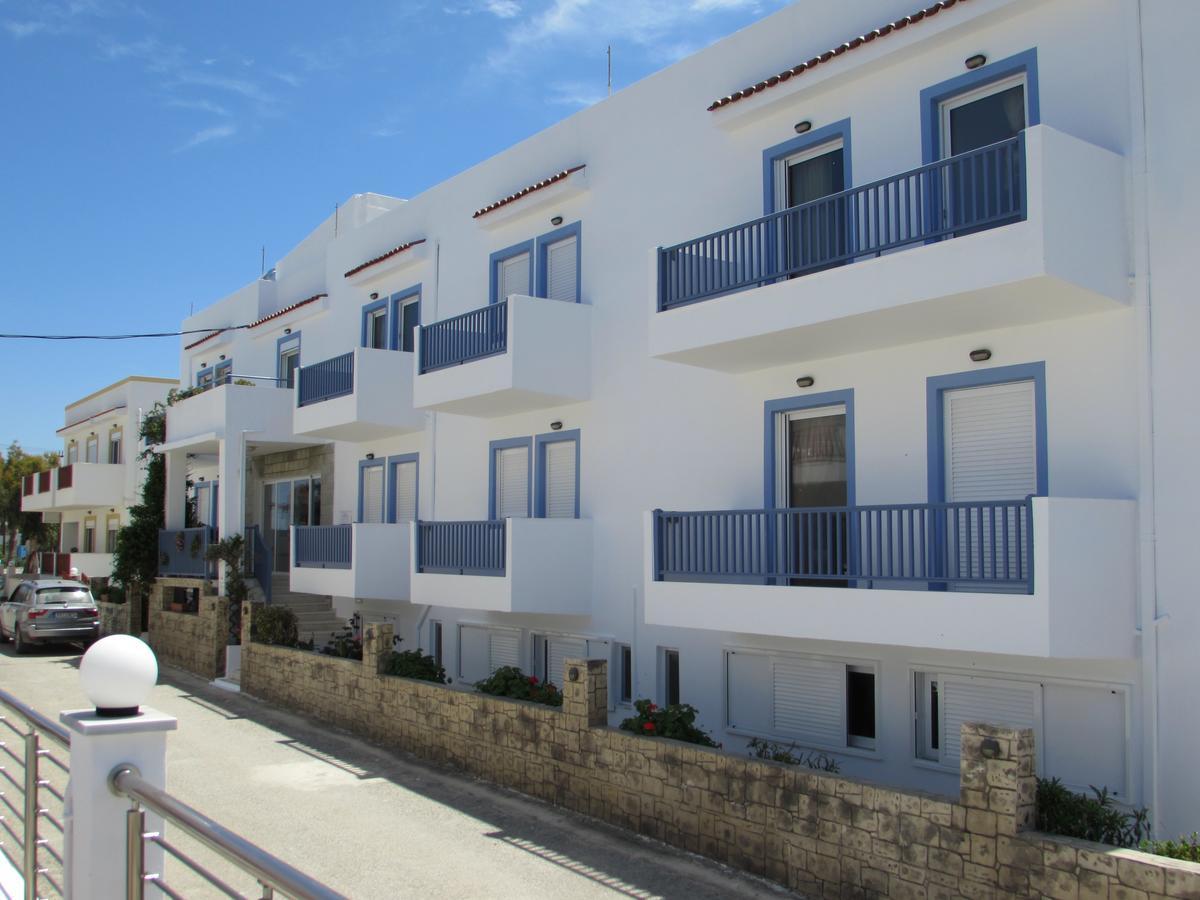 Luis Apartments マスティハリ エクステリア 写真