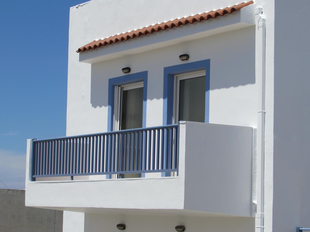 Luis Apartments マスティハリ エクステリア 写真